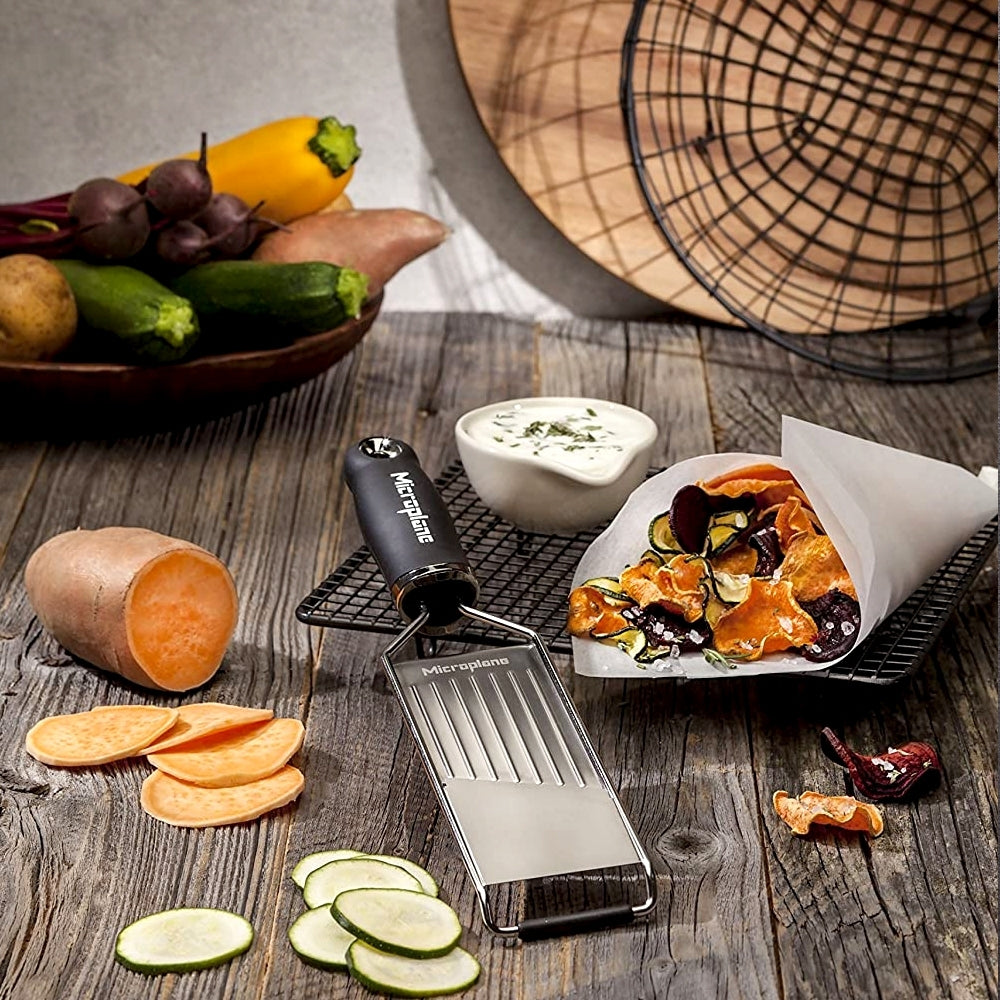 Reibe "Gourmet, Profi-Gemüsehobel" von Microplane