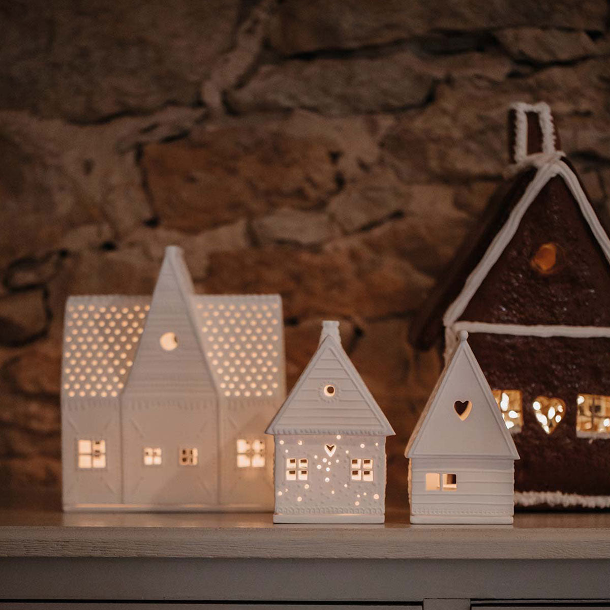 Lichthaus "Lebkuchenhaus Schneeball" von Räder